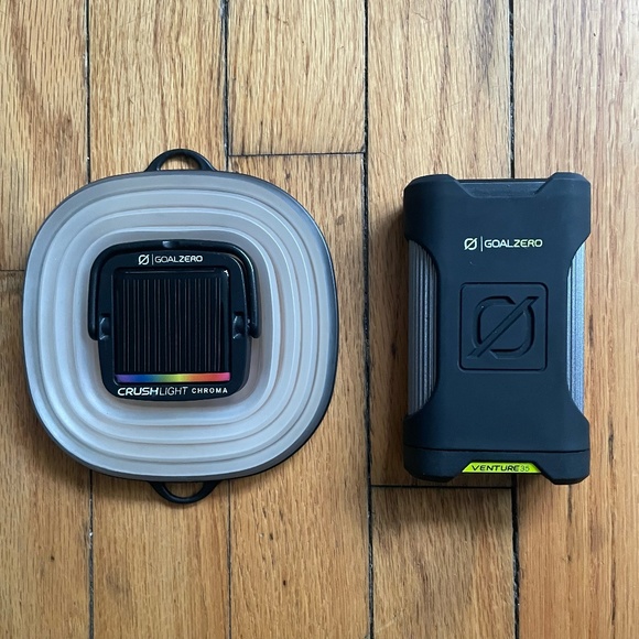 Goal Zero Venture 35 Power Bank and Chroma Crush Light - Picture 1 of 4